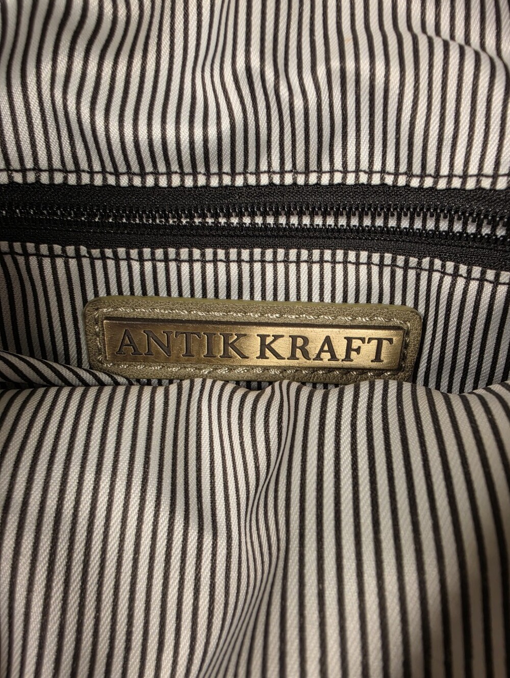 ANTIK KRAFT Savannah Olive Green Crossbody Shoulder Bag - Picture 12 of 13